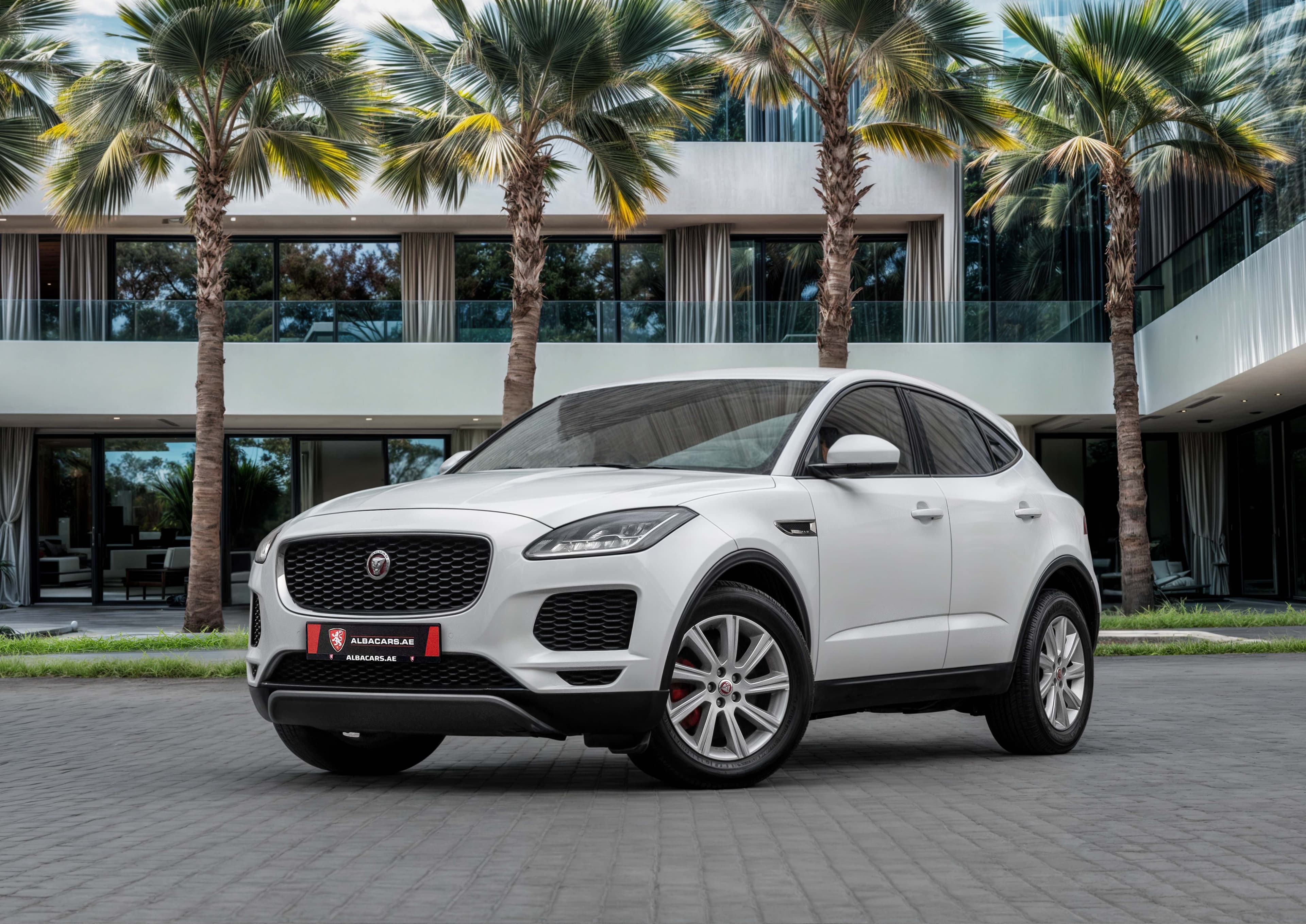 Jaguar E-Pace P200